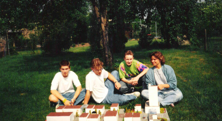 Gruppenfoto mit Modell